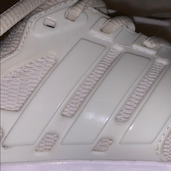 Adidas shoes - Picture 2 of 2